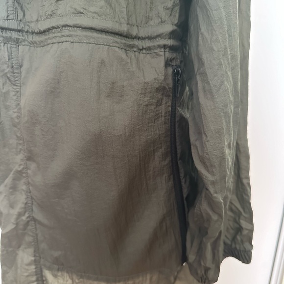 Tumi Packable Jacket - M - Picture 9 of 15